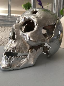 Großer anatomischer Schädel, aus Gusseisen Chrom Nickel